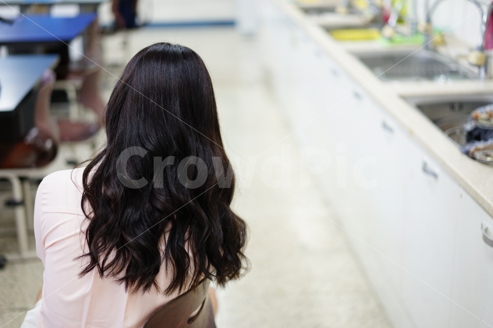 Character,taste,back,feeling,portrait,wave,hair,hair texture,thick wave,hair style,Back,style,female,mi