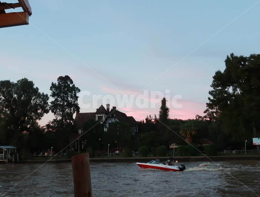 배,보트,하늘,노을,sunset,boat,water,river,호수,물,나무,숲,물살,pink,sky,핑크,분홍