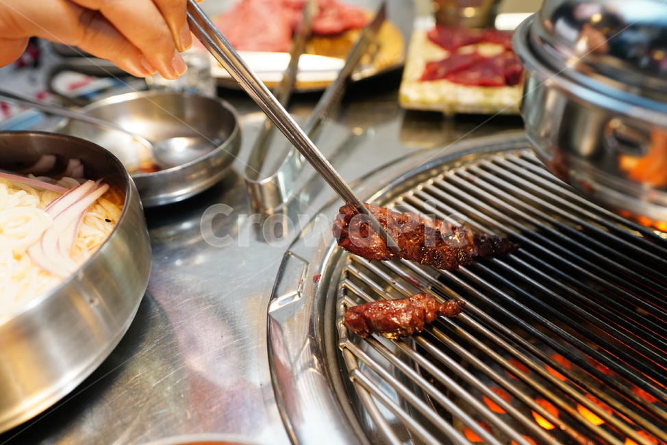 한우,소고기,식사,음식,구이,먹거리,한식,육류,육식,술안주,안줏거리,푸드