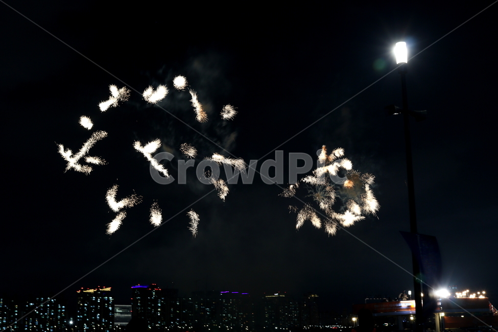 불꽃,축제,불꽃축제,불꽃놀이,야경,야간,밤하늘,여의도,여의도불꽃축제,여의도불꽃놀이,서울,야경,밤,풍경,nightscape,night,landscape,축제,행사,festival,carnival,event