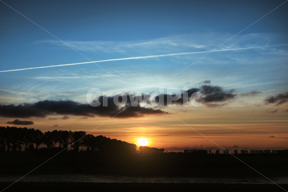 nature,자연,outdoors,옥외,sunlight,햇빛,노을,sunset,sky,blue,하늘