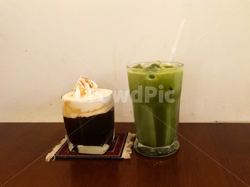 커피,카페,커피숍,녹차라떼,아인슈페너,크림,생크림,음료,분위기있는,감성적인,말차라떼,beverage,juice,drink,smoothie,coffee,cafe,카페인,greentea,coffeeshop,배경화면,말차,녹차,유리잔,크림라떼,감성카페,서울카페,카페배경,카페풍경,커피,카페,coffee,cafe
