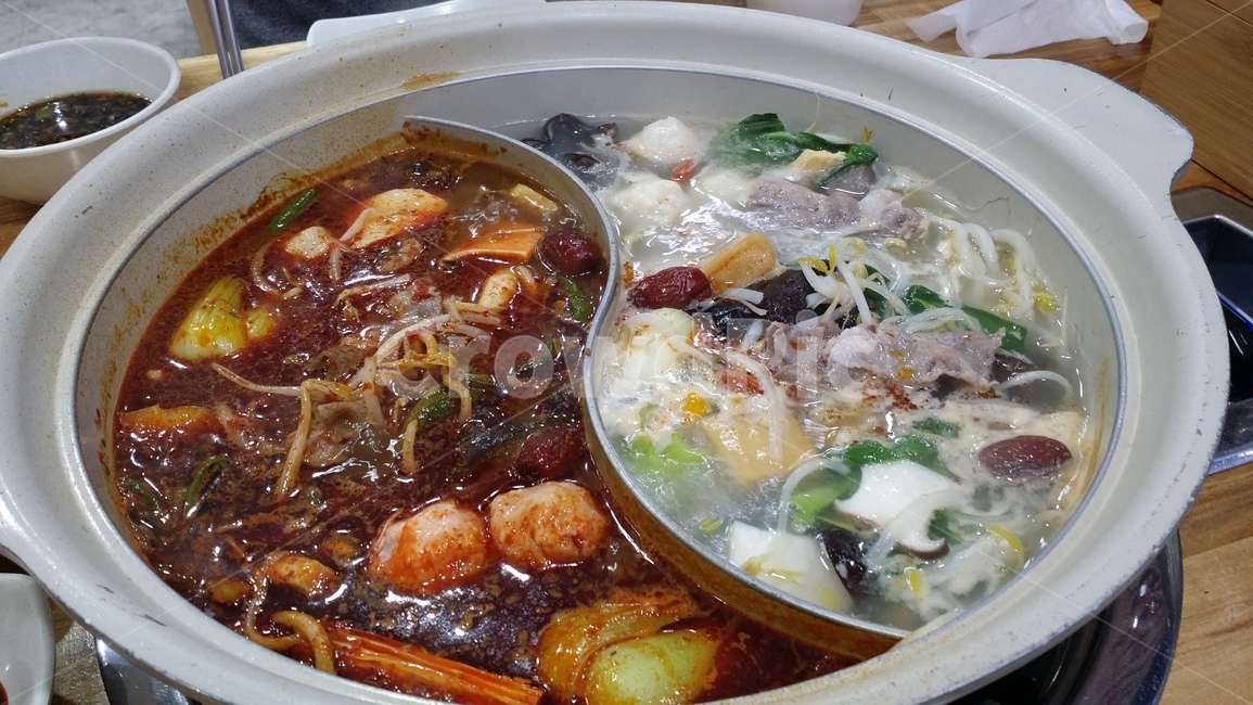 로충칭,마라탕,샤브샤브,중국,음식,중화,요리,chinese,food,dish,shabushabu,홍탕,백탕,음식,식재료,요리,food,cook,meal,dishes,food reserves,중식,중국음식,중화요리,chinese food,chinese dishes,chinese meal,chinese cook