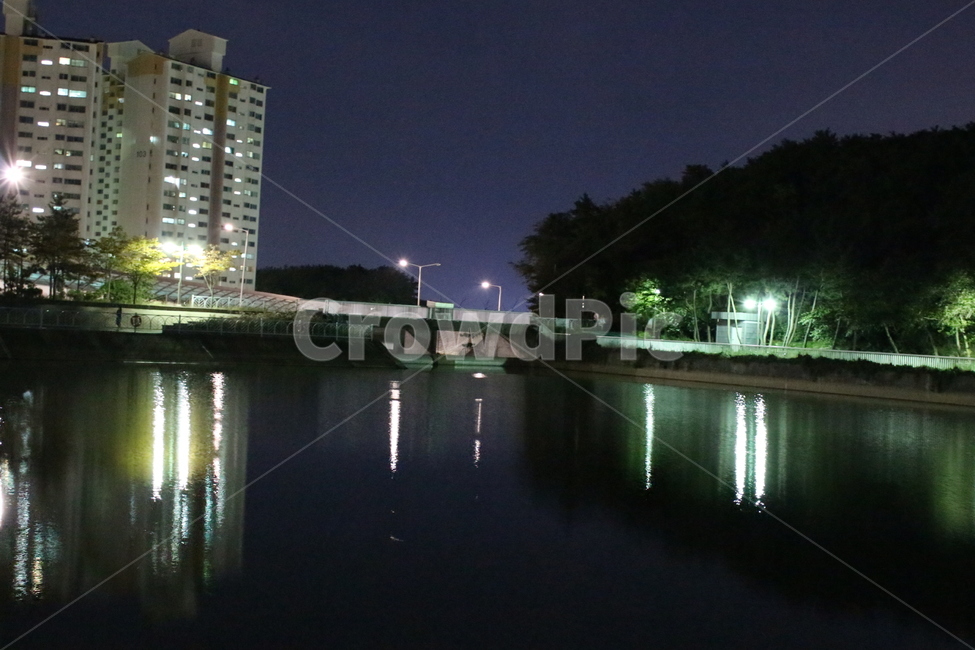 달,야경,부산,장산,해운대,야경,밤,풍경,nightscape,night,landscape,도시,city,water,물,waterfront,워터 프론트