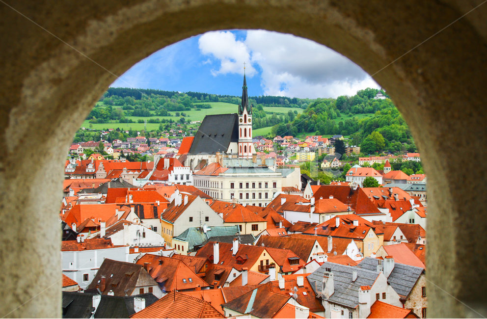 Cesky,castle,UNESCO,Eastern Europe,tourist attraction,scenery,spring,bohemian,fairy tale,spring day,tradition,village,travel destination,sightseeing,tourist destination,world cultural heritage,medieval,history,European travel,Czech Republic,attraction,cul