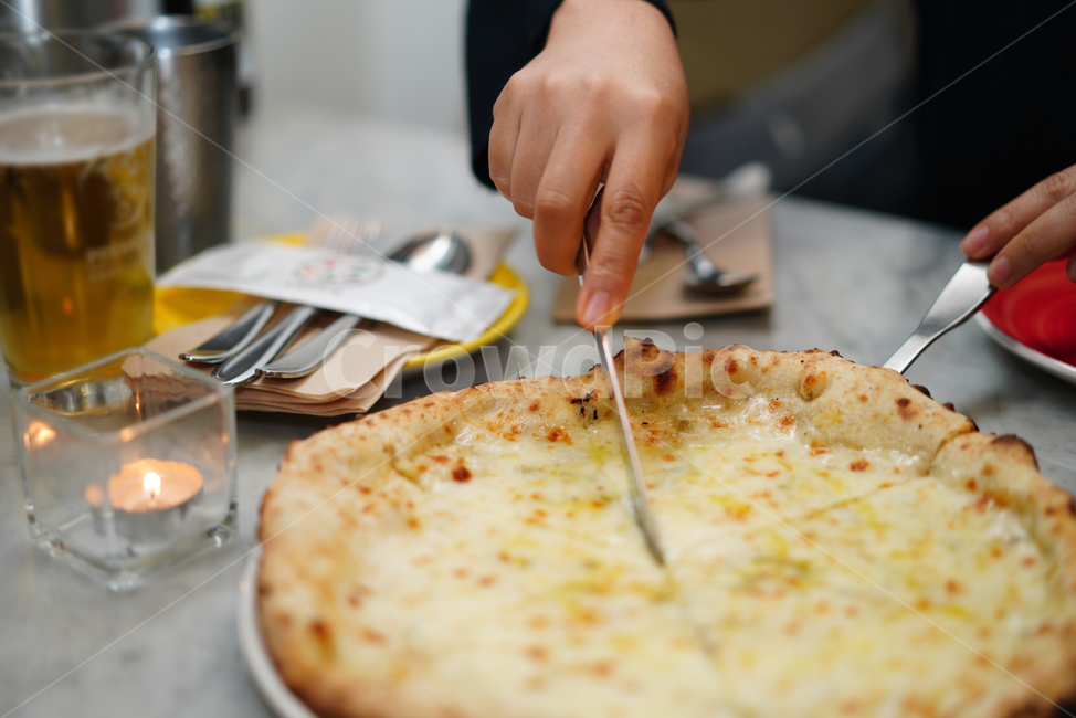 피자,핏자,pizza,고르곤졸라,고르곤졸라피자,이태리,이탈리안,먹방,음식,푸드,food,식사,빵,먹거리,디너,외식,서양식,음식,식재료,요리,food,cook,meal,dishes,food reserves,양식,서양음식,서양요리,western food,western dishes,western meal,western cook