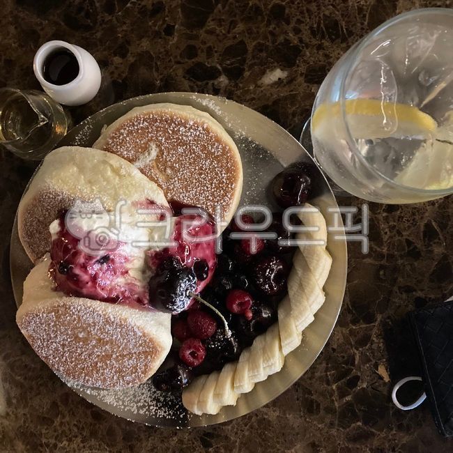 cafe,dessert,souffle,pancake,Souffl Pancakes