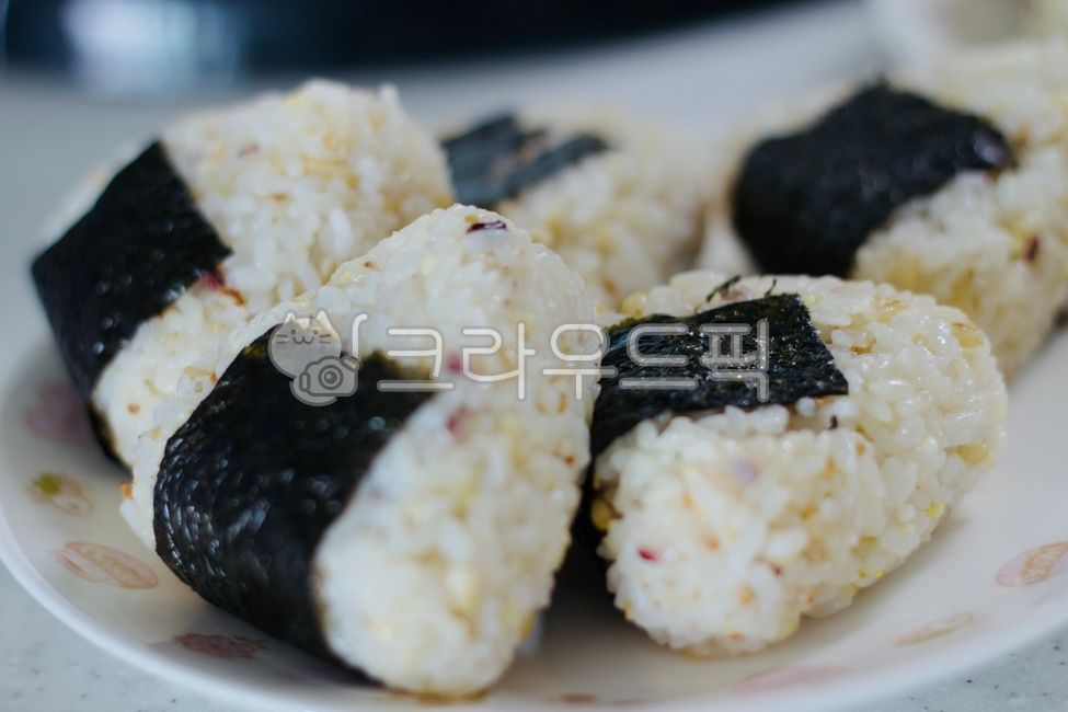 주먹밥,삼각김밥,음식,밥,food