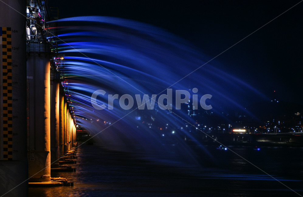 한강,장노출,반포대교,폭포,야경,반영,nightview,banpobridge,refliction,도시풍경,밤,건출물,야경,밤,풍경,nightscape,night,landscape,도시,city,한국도시풍경,한국도시경관,korea cityscape,water,물,light,빛,flare,플레어
