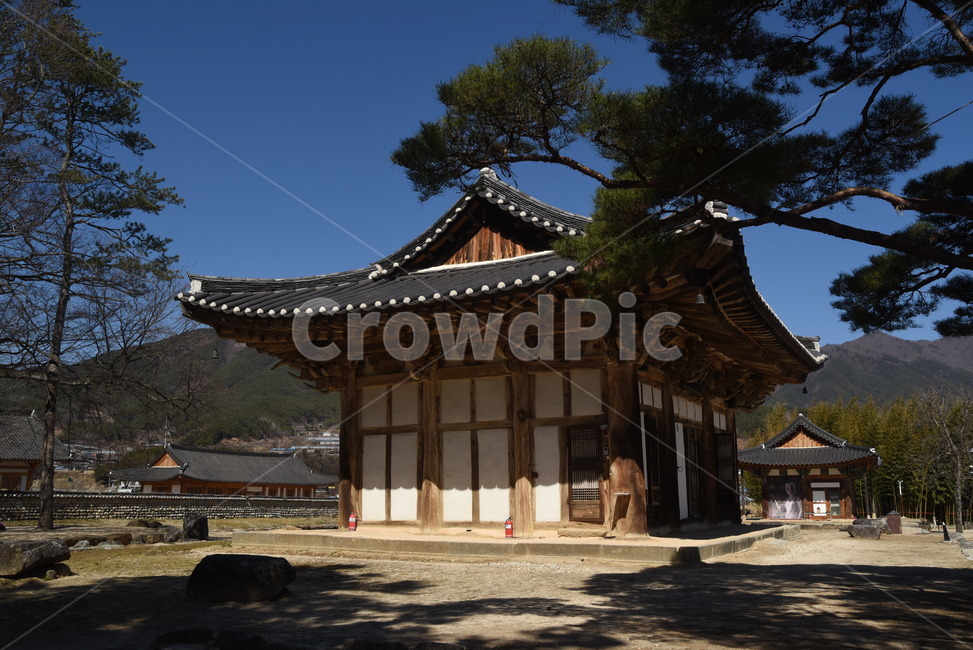 실상사,대웅전,문화재,기념물,팔작지붕,사찰,절,건축물,temple,architecture,bulding