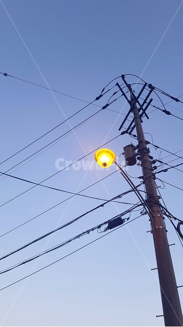 전봇대,전신주,가로등,저녁,하늘,전신줄,감성,feeling,고즈늑함,길,외로움,대비,풍경,배경