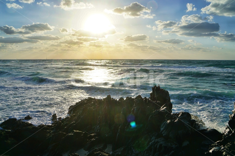 바다,파도,하늘,풍경,자연,일몰,구름,제주,자연,풍경,nature,landscape,한국자연풍경,한국자연경관,korea nature landscape,제주도,jeju,jeju island,water,물,sea,outdoors,옥외,ocean,대양,light,빛,flare,플레어