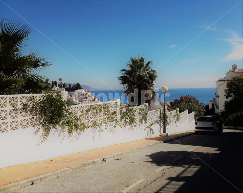 스페인,산책로,바다,자연,네르하,풍경,하늘,지중해,맑은날,여름,날씨,spain,walkroad,sea,nature,nerja,scenery,view,sky,sunnyday,summer,wather,도시,풍경,city,landscape,해외,외국,세계,foreign,oversea,world,세계도시풍경,해외도시풍경,외국도시풍경,world cityscape,tree,나무,plant,식물,arecaceae,Arecaceae,palm tree,야자수