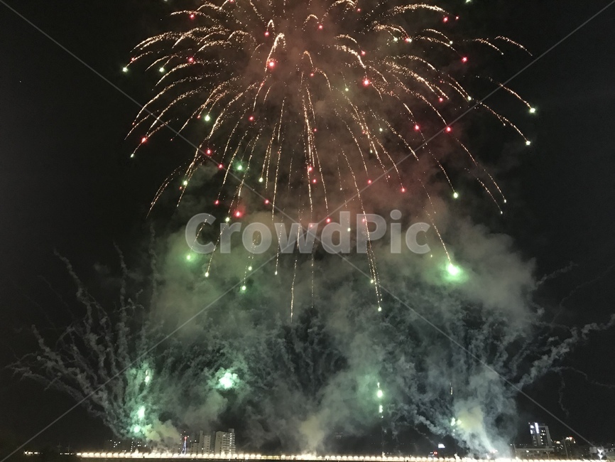 firework,불꽃놀이,축제,자연,하늘,밤,야경,밤,풍경,nightscape,night,landscape,축제,행사,festival,carnival,event