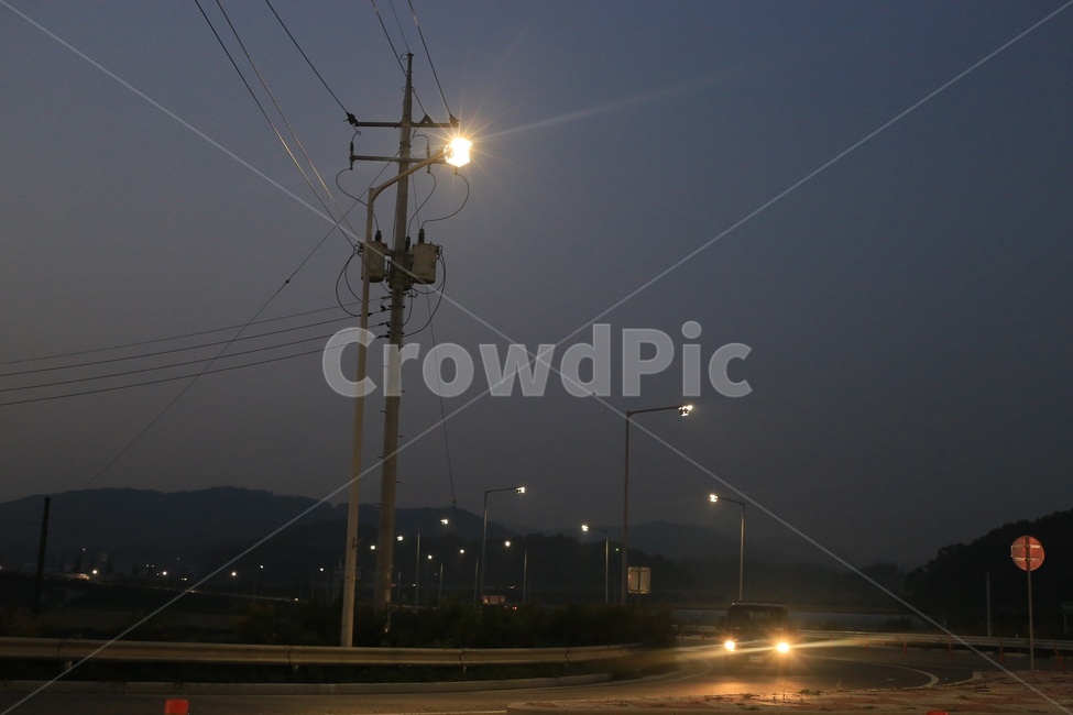 저녁,배경,드라이브,가로등,적막,교통,교통수단,traffic,transportation