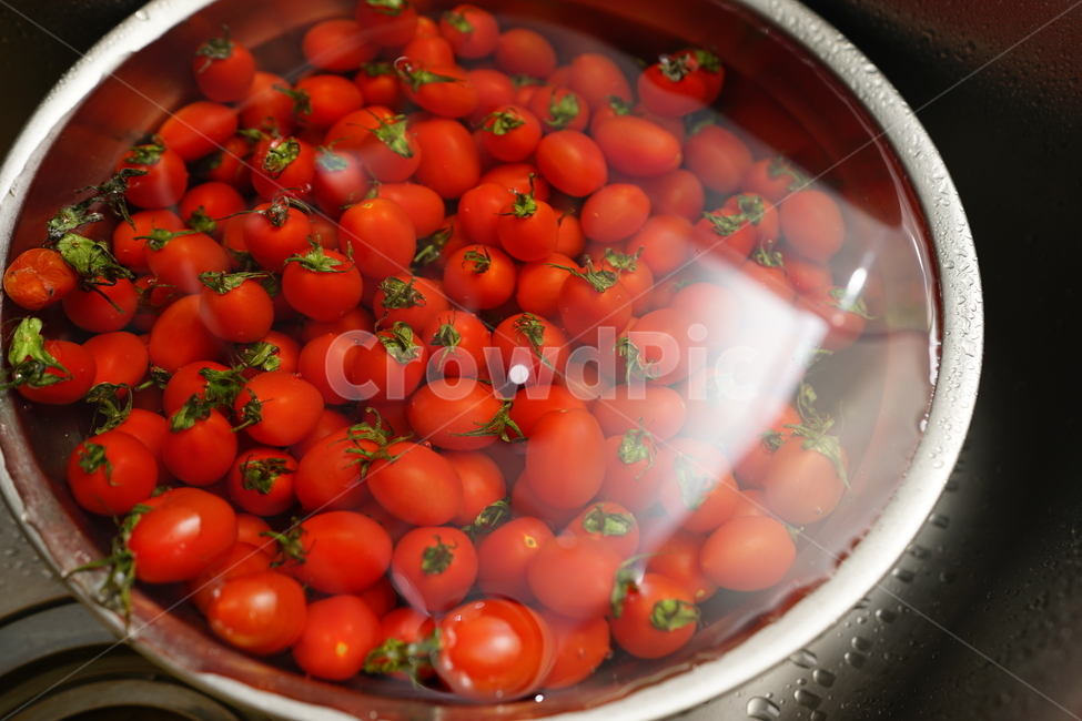 	방울토마토,토마토,색감,레드,과일,야채,건강,건강식,빨강,음식,간식,디저트,후식,음식,식재료,요리,food,cook,meal,dishes,food reserves,채소,야채,vegetables
