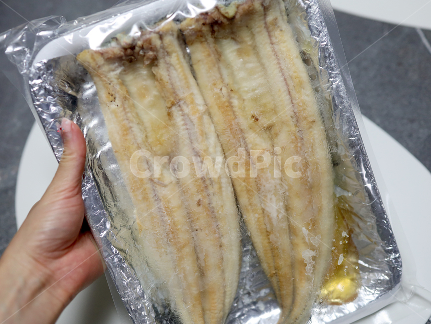 장어,생선,장어구이,장어요리,생선요리,생선구이,구이요리,구이,dish,fish,fishes,요리,식사,몸보신,food,meal,초벌,음식,식재료,요리,food,cook,meal,dishes,food reserves,한식,한국음식,한국요리,korean food,korean dishes,korean meal,korean cook