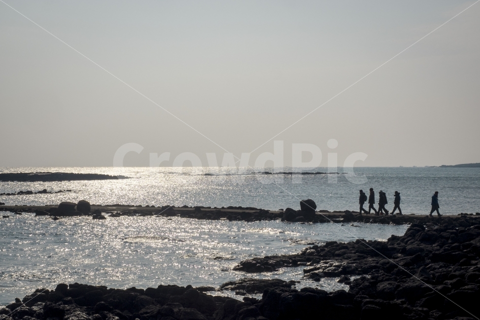 제주,우도,바다,겨울바다,제주바다,여행,풍경,jeju,sea,trip,travel,landscape,자연,풍경,nature,landscape,해변,바다,beach,sea,제주도,jeju,jeju island,person,사람,human,인간,promontory,곶