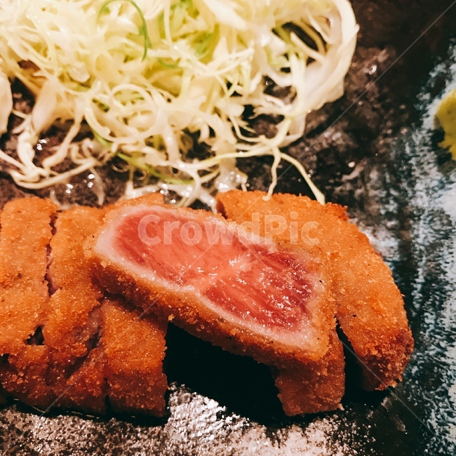 Gyukatsu,Pork cutlets,marbling,meat,Delicious food,menu,delicious,food