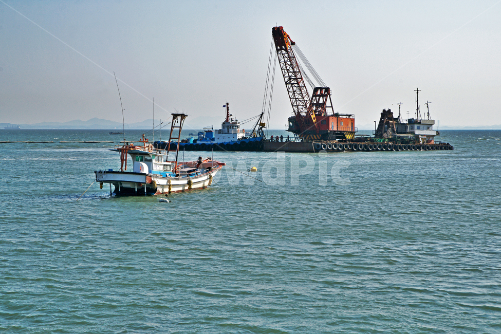 궁평항,준설,예인선,크레인,해양준설,해양건설,어선,산업,industry,industrial,어업,fishery,fishing industry,교통,교통수단,traffic,transportation