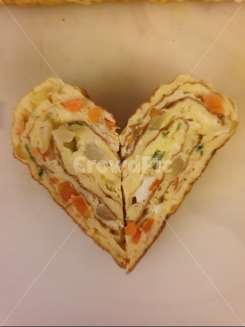 계란,계란말이,달걀,달걀말이,하트모양,하트,하트달걀말이,하트계란말이,요리,반찬,음식,식품,eggs,food,eggfood,heart