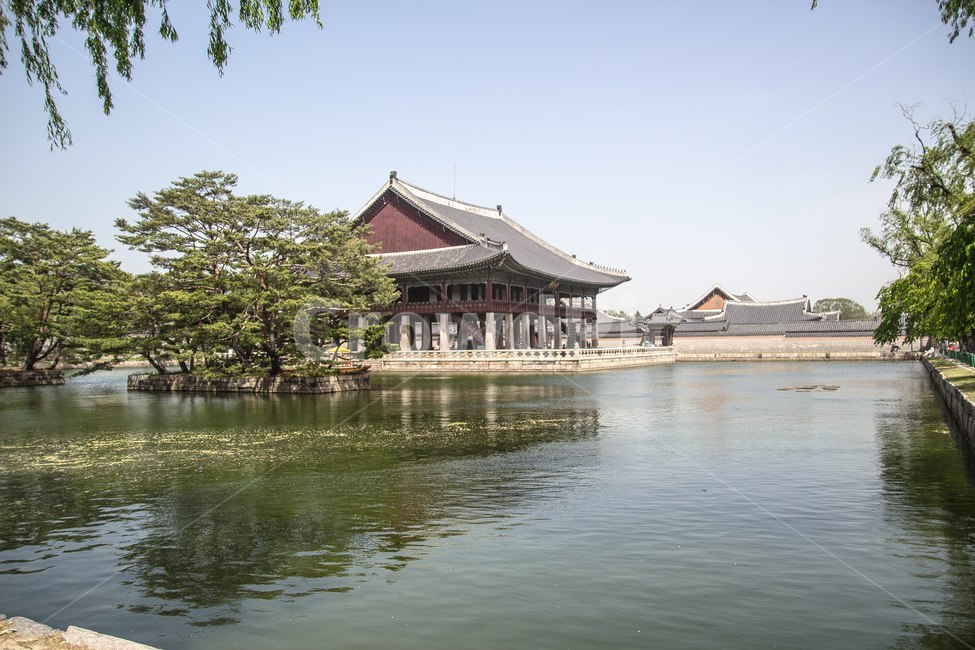 building,건물,architecture,건축물,한국식건축물,기와,경복궁