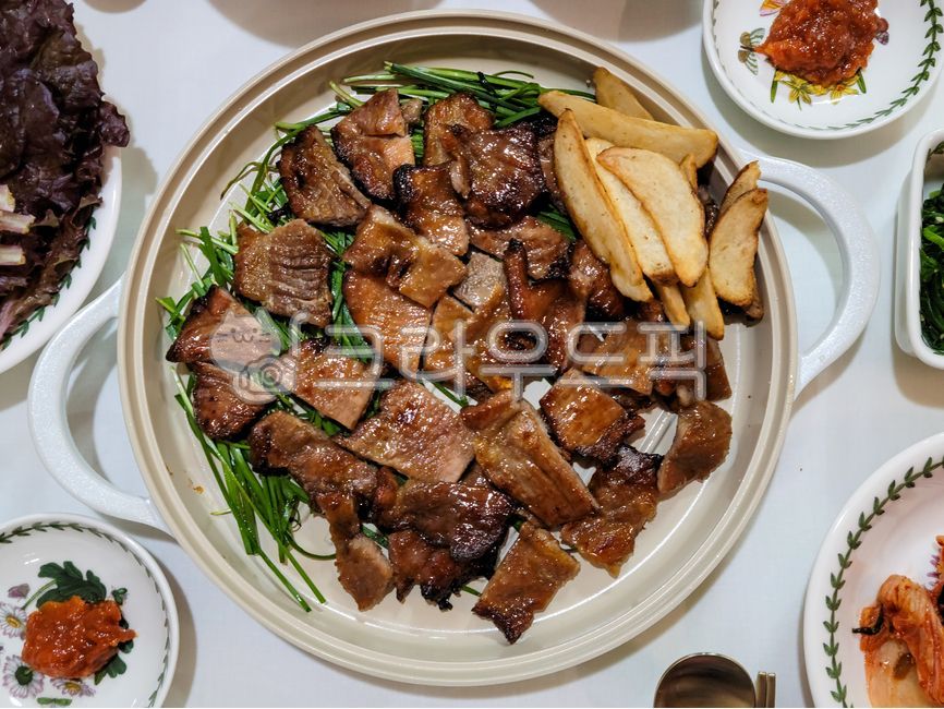 food,음식,돼지갈비,돼지고기,양념갈비,양념고기,koreanbbq