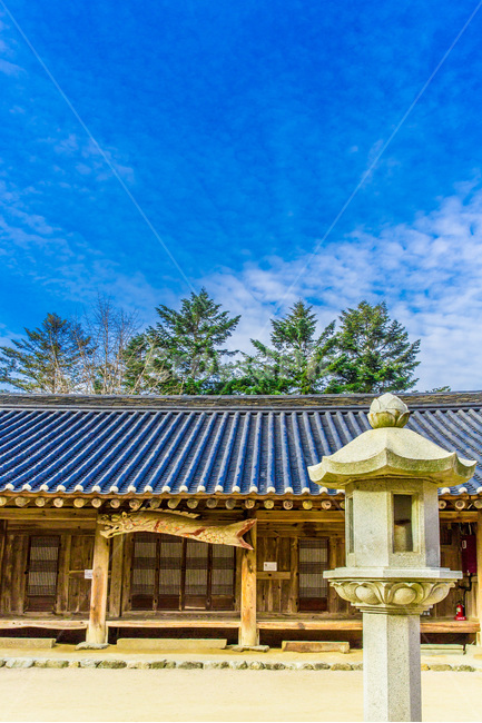 기와,문화유산,석탑,선,문양,목어,건축,한국전통,한국문화,korean traditional,korean culture,종교,신앙,religion,belief,faith,건축물,건물외관,exterior,building,structure,architecture,construction