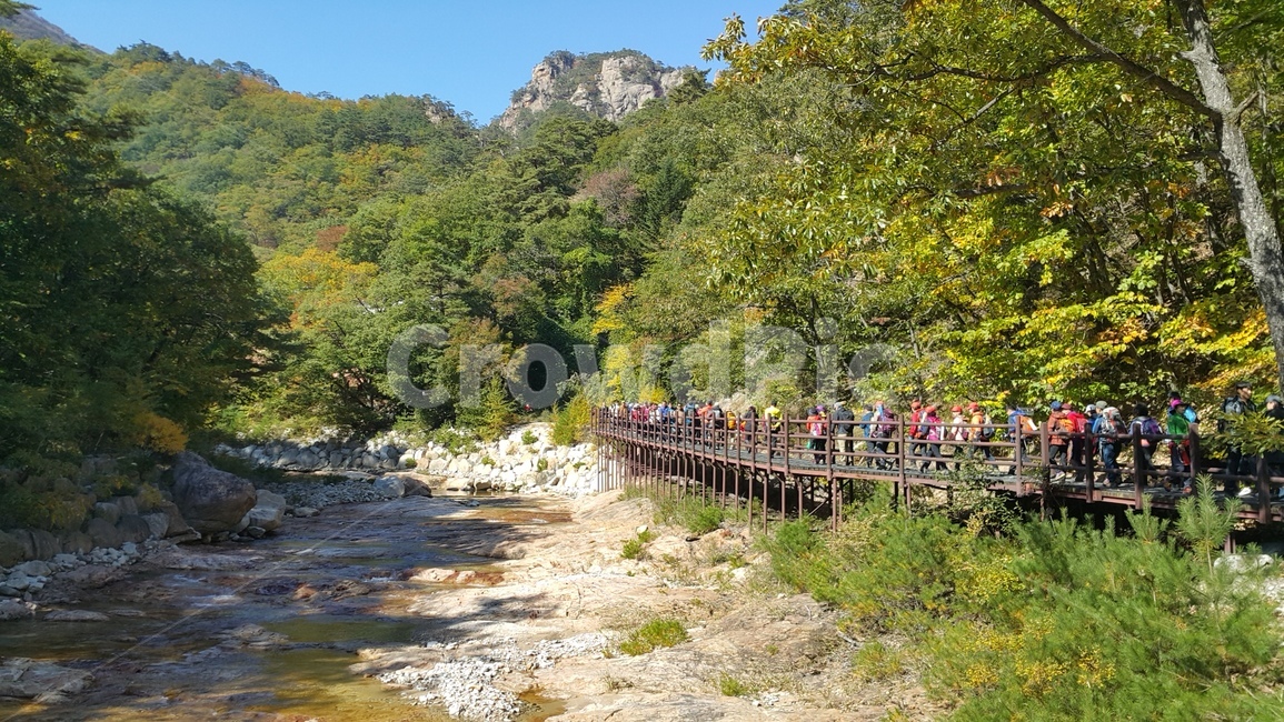 설악산,만경대,주전골,금강문,가을단풍,단풍,화려,국립공원,설악산국립공원,탐방,가을,계절,fall,autumn,season,사람들,대중,군중,other people,crowd,outdoors,옥외,nature,자연