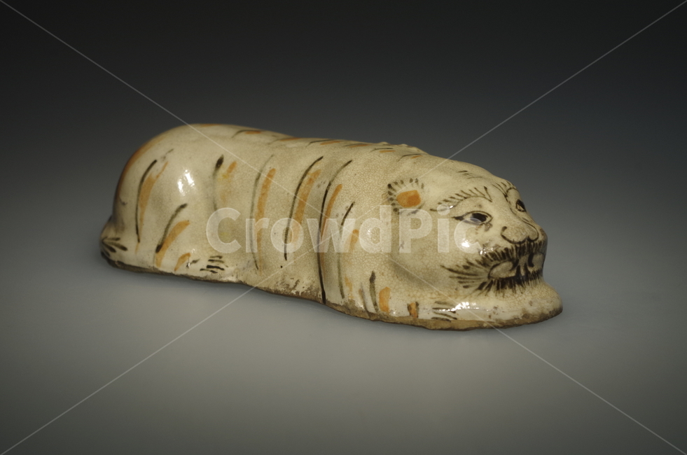 중국도자기,송대자기,용천요,자주요,중국고미술,조각상,동상,석상,조형물,statue,bronze statue,stone statue,사물,물건,오브젝트,thing,object,matter