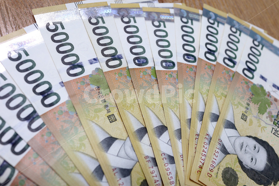 돈,money,현금,오만원,5만원,지폐,한국은행,화폐,부자,경제,신사임당,은행,bank,절약,낭비,돈다발,금융,돈,finance,banking,money