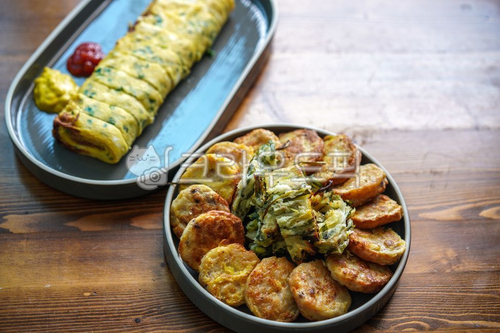 계란말이,계란,전,부침개,반찬,먹거리,요리,음식,부침,달걀,접시,식사,food,한식