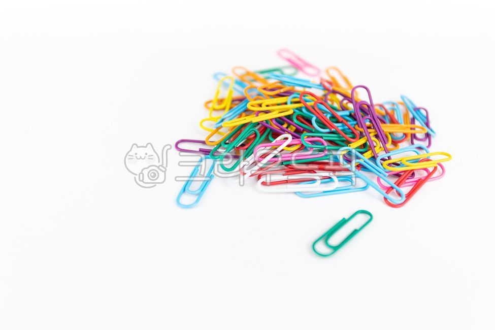 green,Phrases,colorfully,Office Supplies,paper clip,yellow,Orange,officesupply,Clip,Red,blue,prop,paperclip,purple,clip