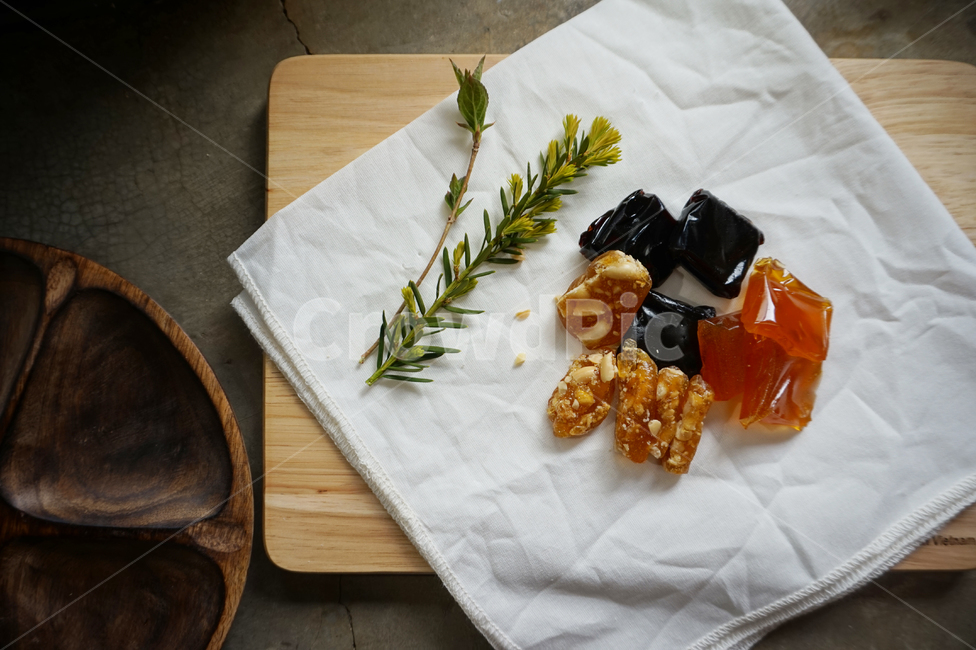 엿,전통,차,플레이팅,나무,음식,식재료,요리,food,cook,meal,dishes,food reserves,디저트,간식,후식,dessert,snack