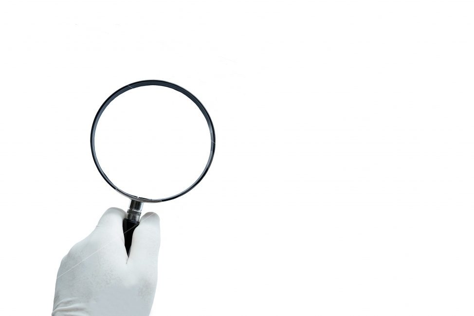 확대경,돋보기,Magnifyingglass,검사,정밀검사,CrimeSceneInvestigation,CSI,범죄,범죄현장,증거,증거물,검색,누끼,isolated,방역검사,메르스,추적,사람,인물,인간,human,person,사물,물건,오브젝트,thing,object,matter,연출,컨셉,콘셉,direction,concept,누끼,remove background