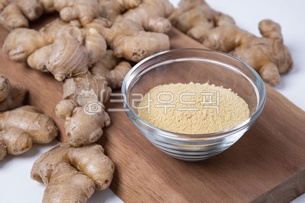 Spice,yellow,vegetable,food,ginger powder,ginger,root,Food Ingredients,ingredients,fresh food,fresh,organic