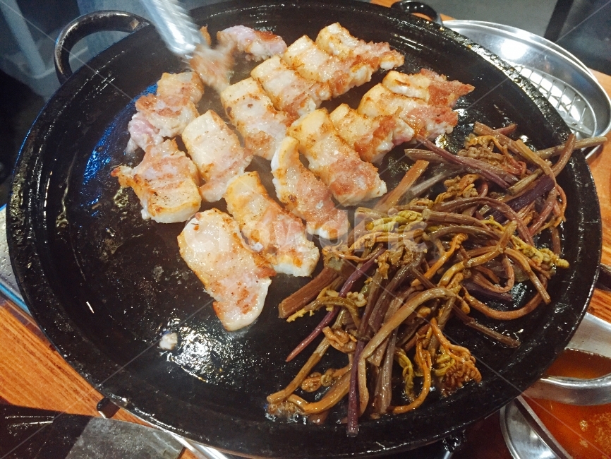 외식,회식,술자리,고기,음식,음식,식재료,요리,food,cook,meal,dishes,food reserves,육류,고기,meat,한식,한국음식,한국요리,korean food,korean dishes,korean meal,korean cook