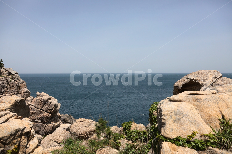 하조대,바다,동해안,하늘,풍경,전망대,자연,풍경,nature,landscape,한국자연풍경,한국자연경관,korea nature landscape,promontory,곶,outdoors,옥외,cliff,낭떠러지