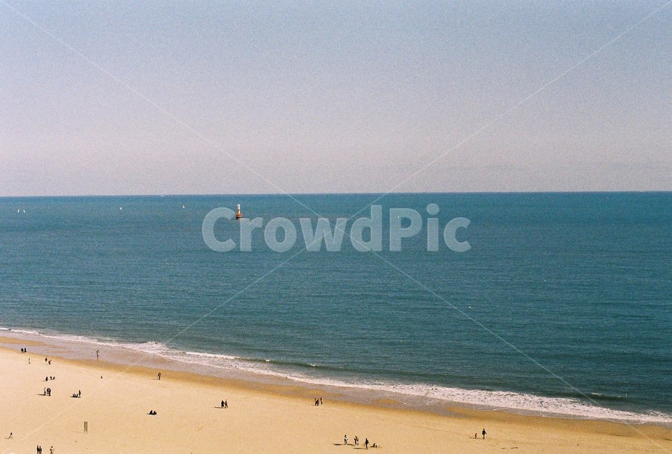 바다,해변,여름,백사장,sand,sea,summer,blue,sky,swim,해운대,자연,풍경,nature,landscape,해변,바다,beach,sea,감성,sensible,feeling,outdoors,옥외,ocean,대양,water,물,shoreline,해안선