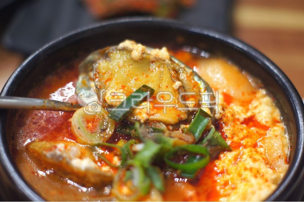 ,Abalone Seafood Soft Tofu Stew,soup,Abalone Seafood Ttukbaegi,Tofu Stew,softtofustew,spicystew,Abalone seafood soup,abalonestew,spicyseafoodstew,sundubujjigae,seafoodhotpot,abalonehotpot,koreancuisine