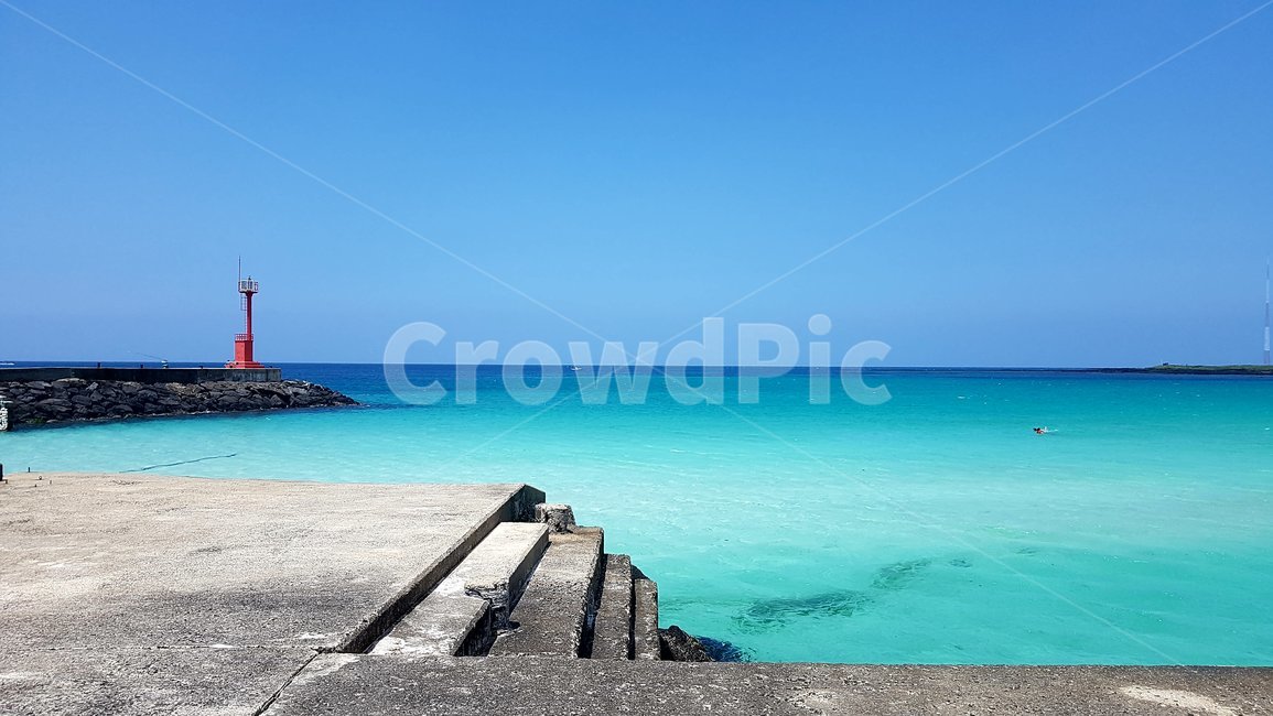 에메랄드바다,바다,등대,sea,lighthouse,emerald,emeraldsea,풍경,여름,nature,summer