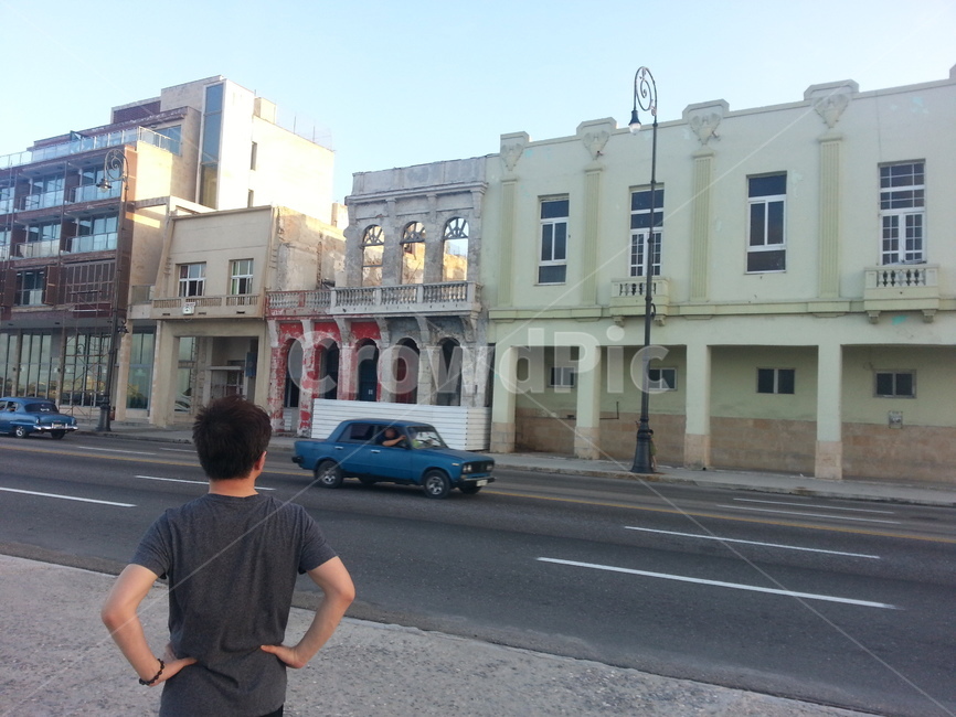 쿠바,habana,쿠바거리,아바나,oldhabana,도시,풍경,city,landscape,해외,외국,세계,foreign,oversea,world,세계도시풍경,해외도시풍경,외국도시풍경,world cityscape,사람,인물,인간,human,person,남성,남자,man,male,여행,휴가,traveling,vacation,trip,교통,교통수단,traffic,transportation,road,도로,asphalt,아스팔트,pedestrian,보행자