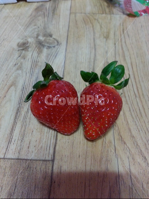 딸기,딸기열매,열매,과일,탐스러운,맛있는,먹음직스러운,식재료,신선한