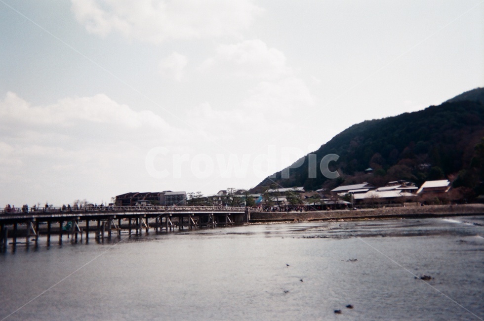rest,japanese river,Kyoto River,Togetsukyo Bridge,river,film camera