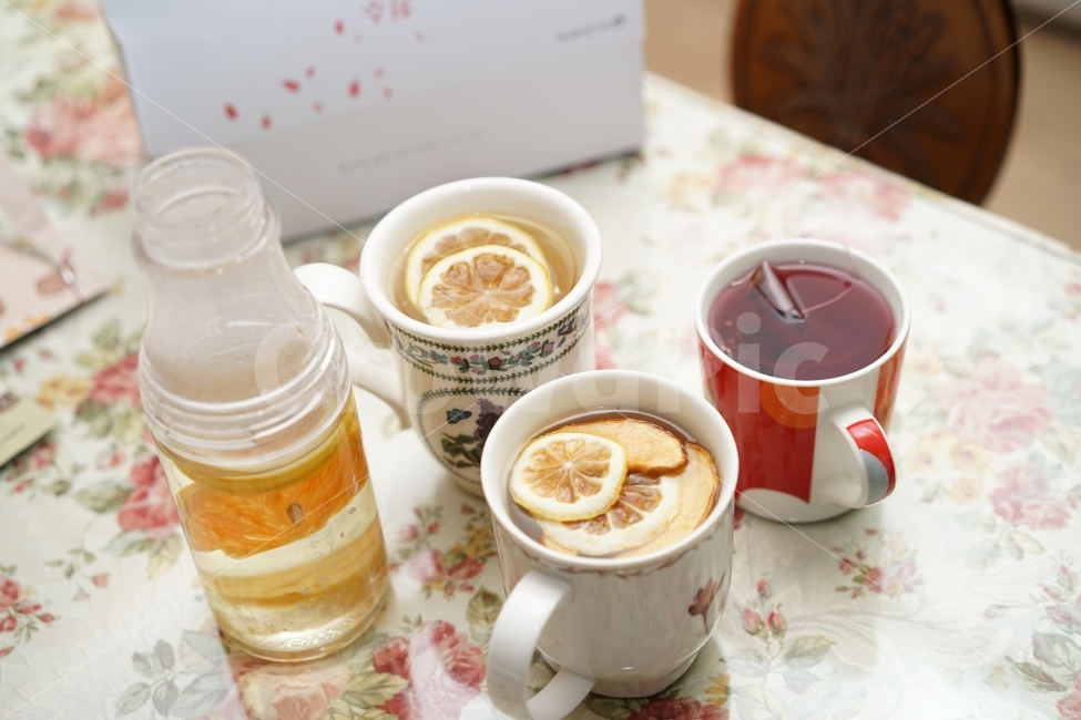 차,과일차,티타임,티,마실거리,과일,음료,물,tea,디저트,후식,수분,비타민,에너지,액체,음료수,drink,beverage