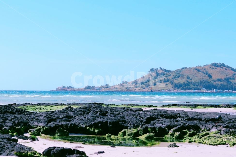 바다,제주도,해변가,해변,하늘,수평선,자연,풍경,nature,landscape,한국자연풍경,한국자연경관,korea nature landscape,제주도,jeju,jeju island,outdoors,옥외,land,땅,sea,ocean,대양,water,물,shoreline,해안선