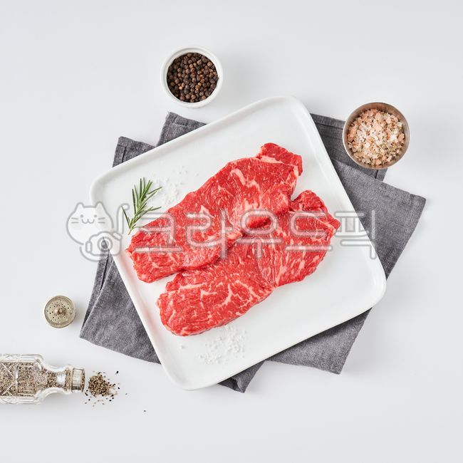 Australian beef,steak,Striploin,beef,Domestic Korean beef,Korean beef,American vegetable end meat,food,Australian wild vegetable cuttlefish,Striploin Steak,American beef,domestically produced
