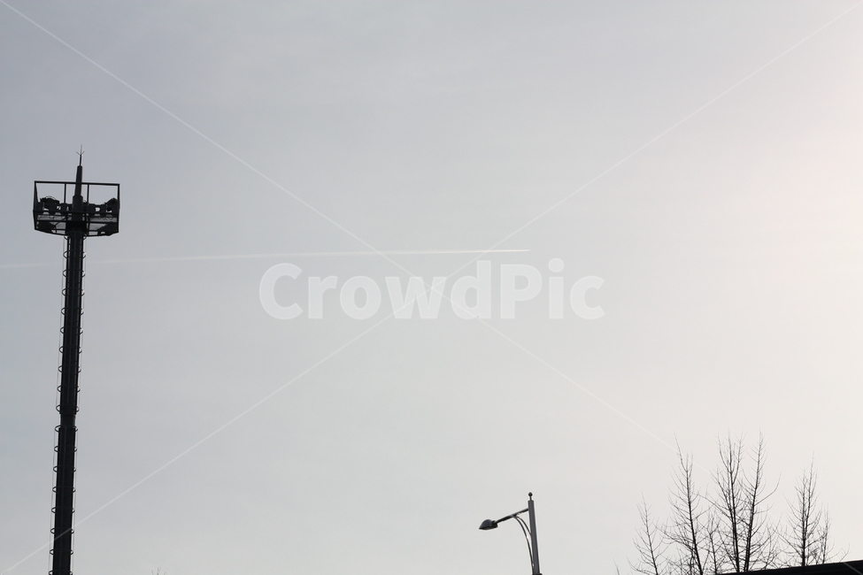 하늘,비행기,비행운,맑은하늘,sky,plane,contrail,낮,오전,daytime