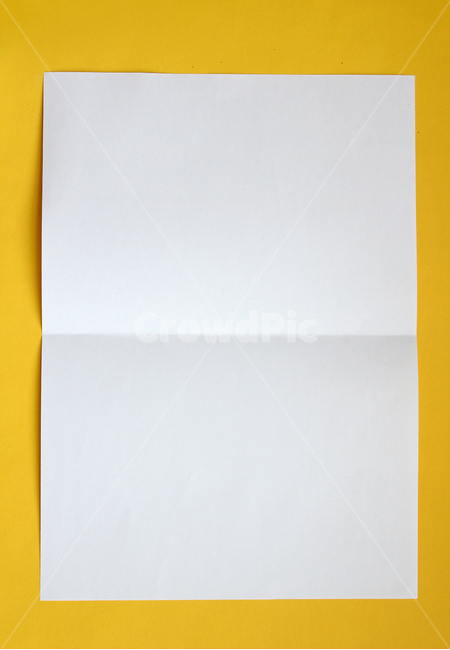 종이,페이퍼,탑앵글,탑뷰,흰종이,흰색,주름,blank,empty,nobody,object,paper,topview,white,blue,화이트,하얀색,접기,접은,접어놓은,접힌자국,자국,접은자국,편지,노랑,노란색,노란배경,옐로우