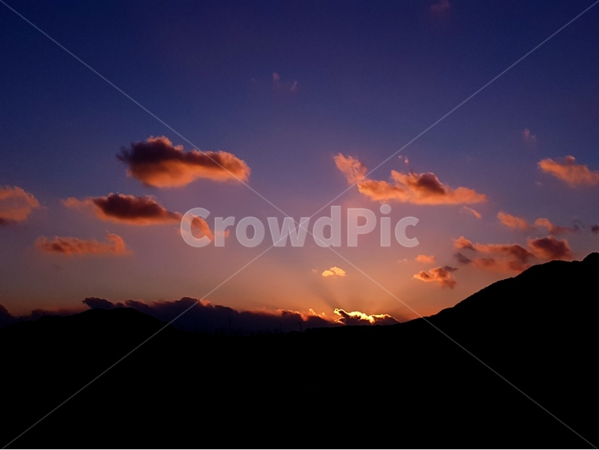 일출,해,아침,구름,풍경,겨울,자연,빛,자연,풍경,nature,landscape,실루엣,그림자,silhouette,shadow,outdoors,옥외,sky,하늘,dawn,새벽,red sky,붉은 하늘,dusk,황혼,sunset,일몰,sunlight,햇빛